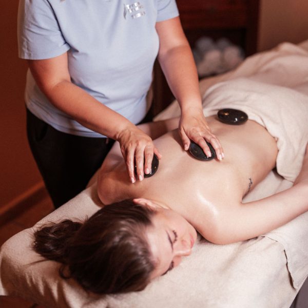 MASSAGES AND BEAUTY RITUALS